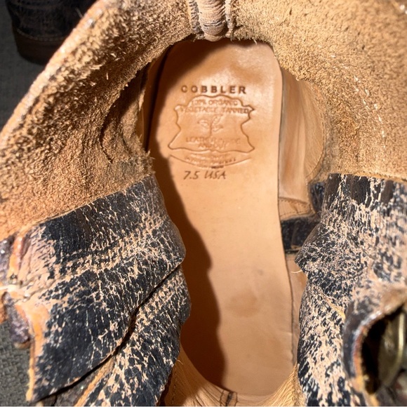 Bed Stu Distressed Brown Ankle Boots - Picture 4 of 5